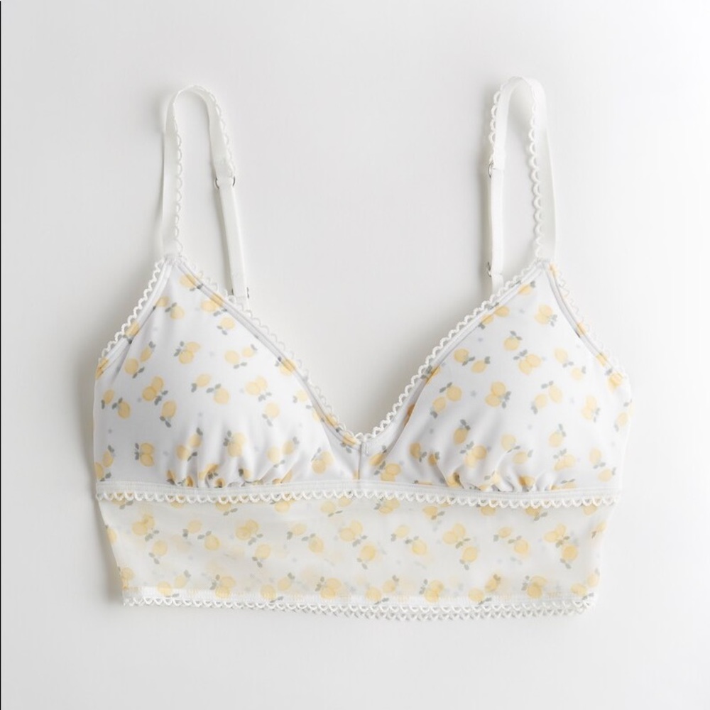 Hollister white mesh bralette. Size Small. Never been opened.